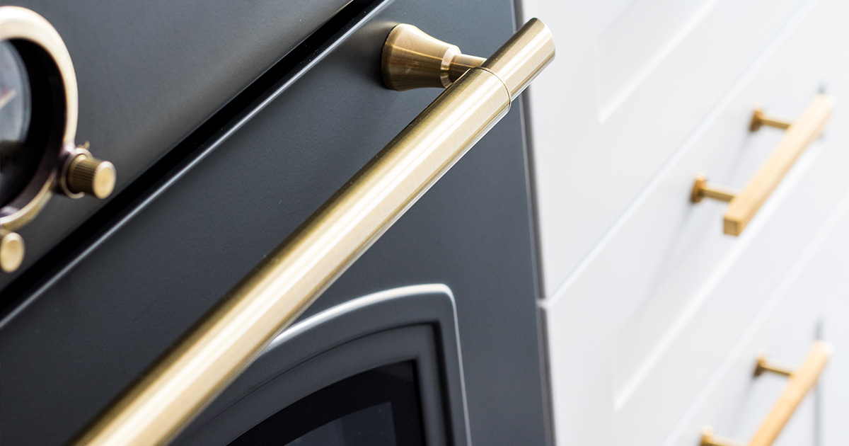 How to Stage a House That Sells: Update the Cabinets and Hardware