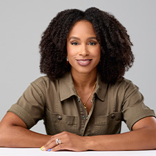 Vertical portrait of Jade Warshaw