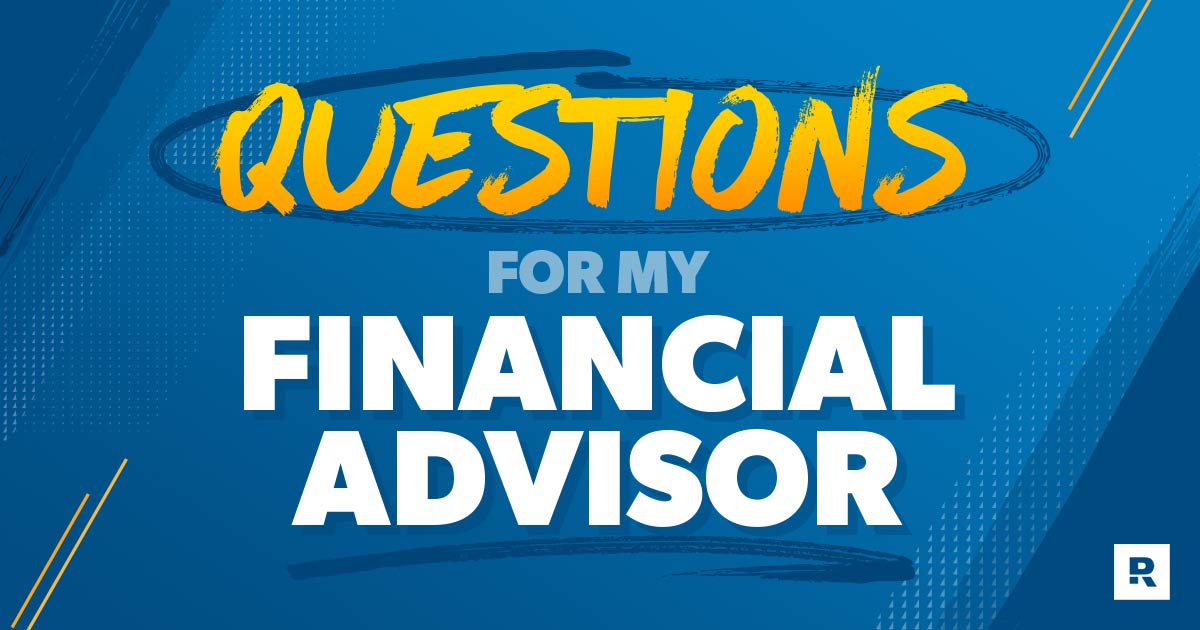 A person with a list of questions on their phone on how to hire a financial advisor. 